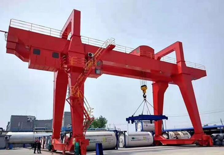 直(zhi)面市場下滑(hua) 工程機械推(tui)進産業高級(ji)化